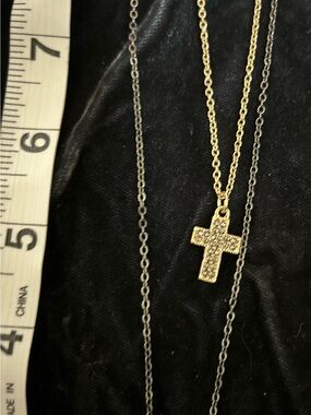 Layered Cross Necklace Set - Tri-toned